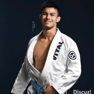 19 岁巴西柔道小鲜肉