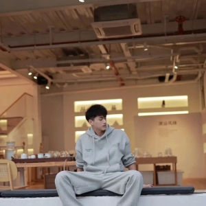 一只帅气的小狼狗