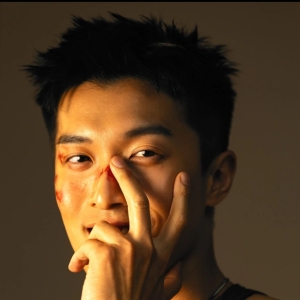 台湾健身教练 Rayyy Liu